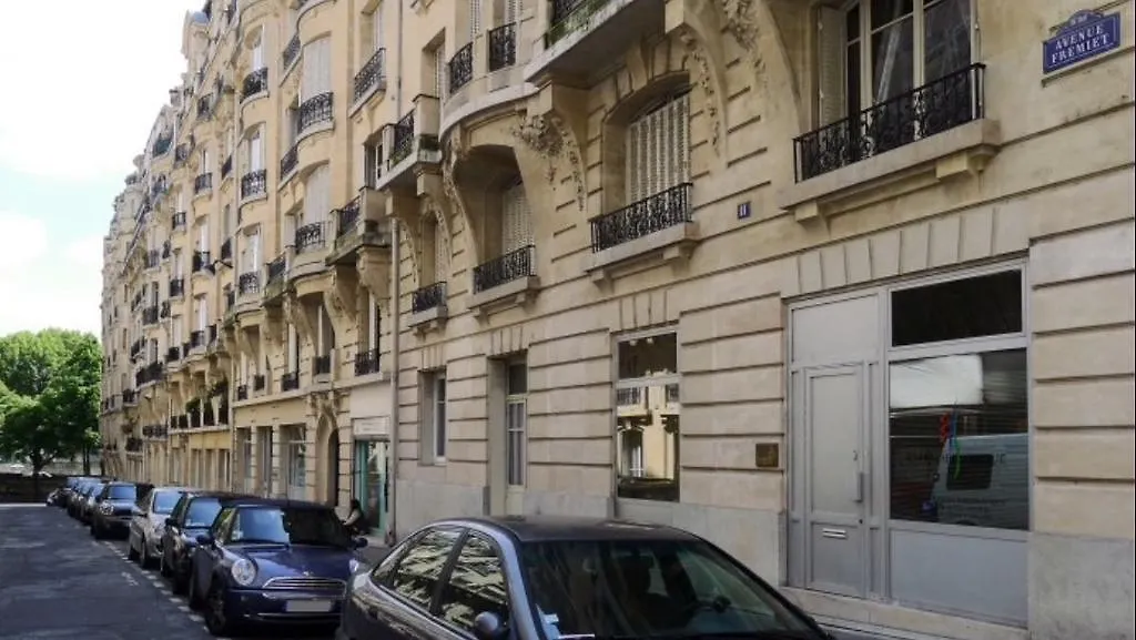 Apartment Passy *
